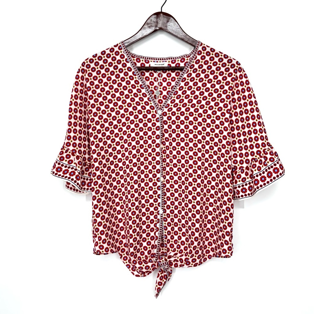 Max Studio Ivory Red Blue Geometric Print V-Neck Button Front Half Sleeve Blouse